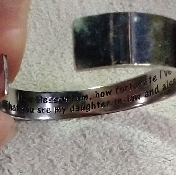 Silvertone cuff bracelet daughter in law - Picture 2 of 7